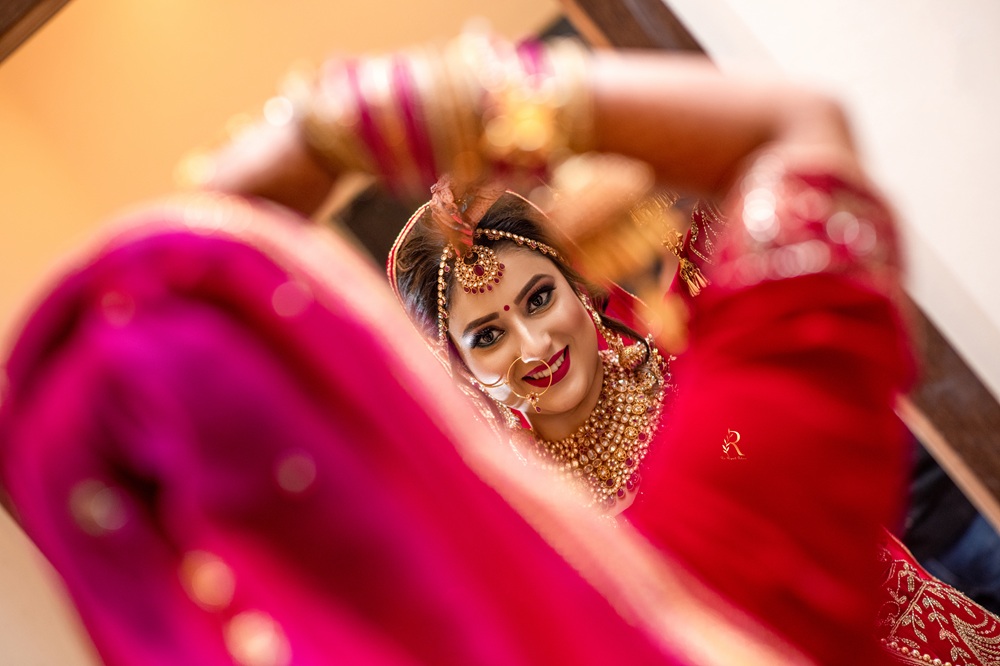 engagement photographer in gaya